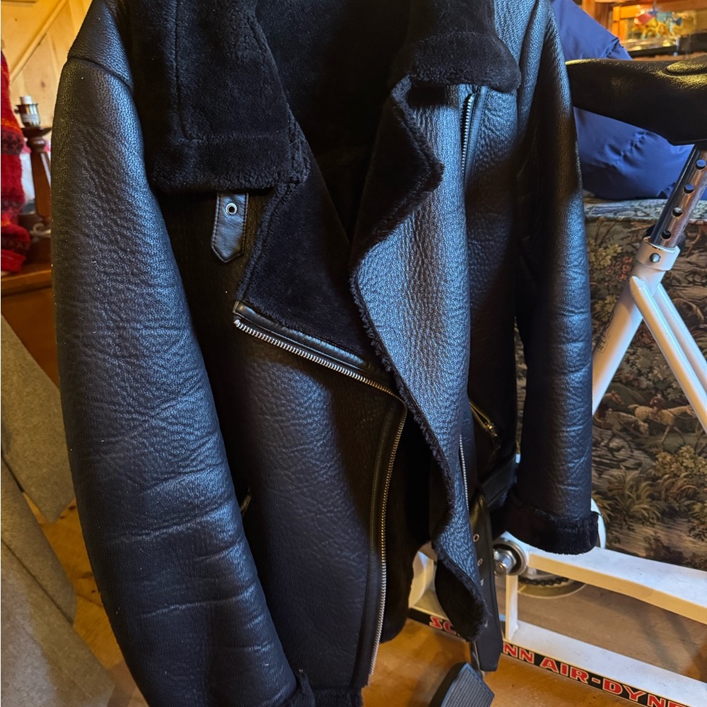 Zara Black Textured Jacket